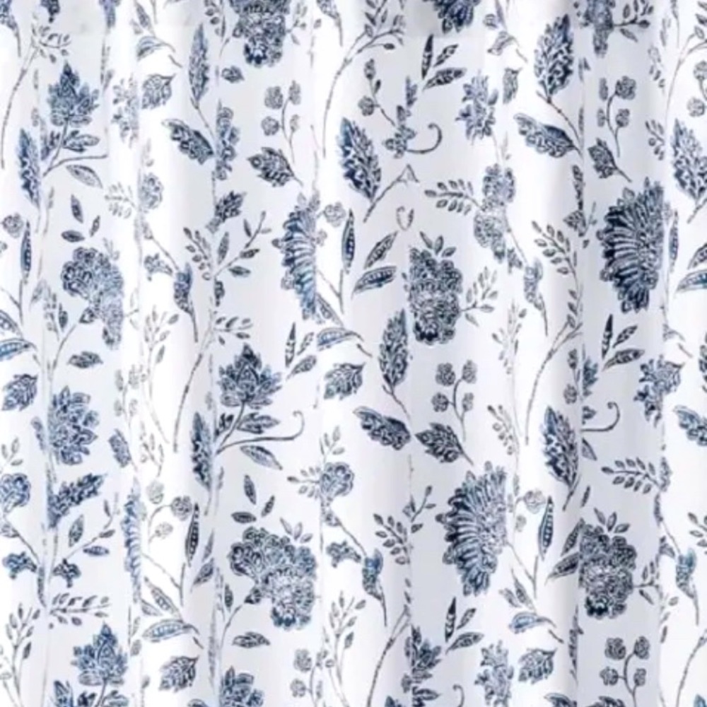 TOMMY BAHAMA SUNKIST DAYS 100% Cotton Shower Curtain EUC Cottage Coastal Blu/Wh